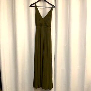 Lulu’s olive maxi dress with open back. Size Small